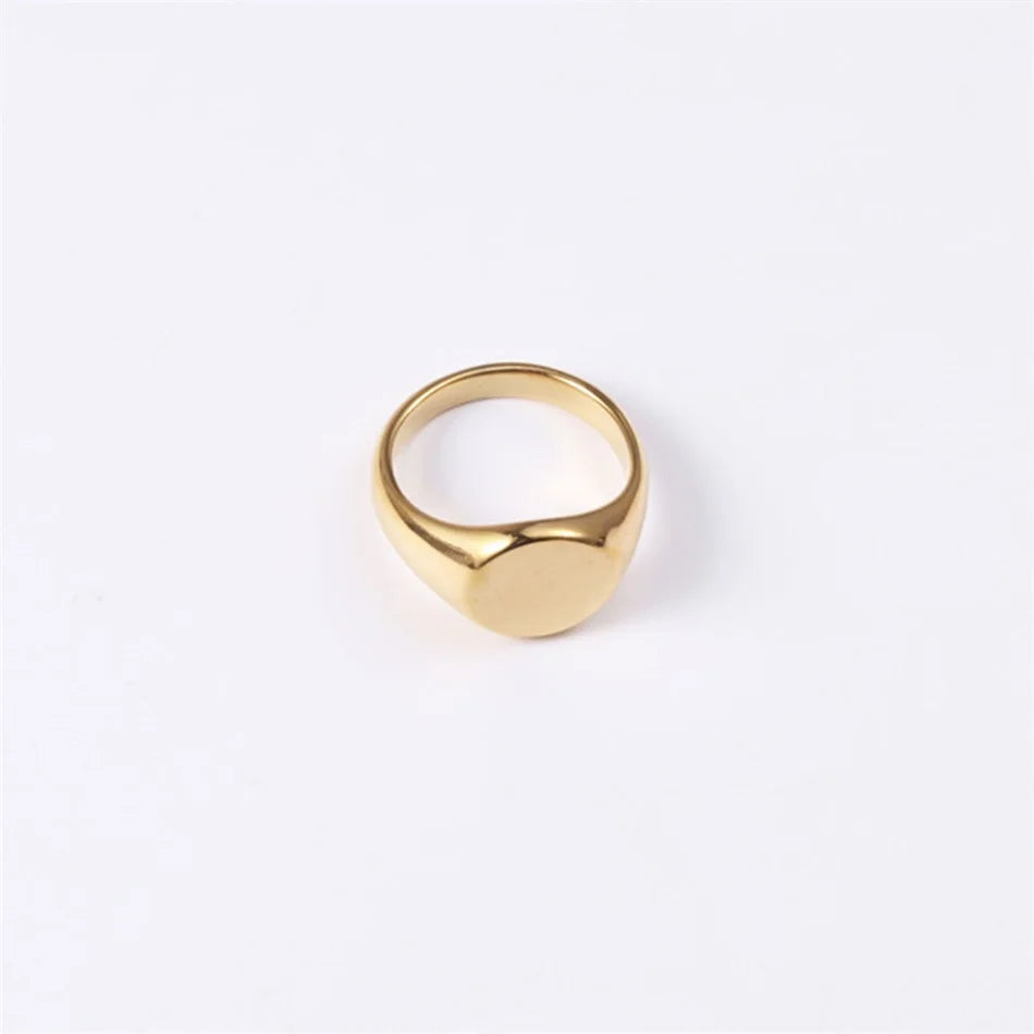 minimalist gold signet ring