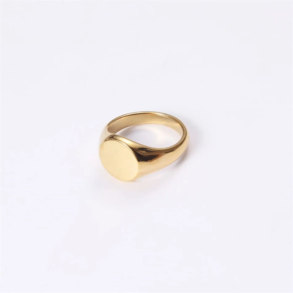 minimalist gold signet ring