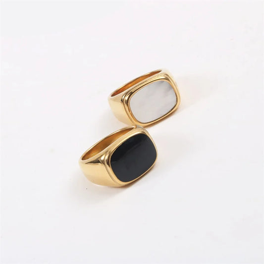Vintage Pearl Gold Ring